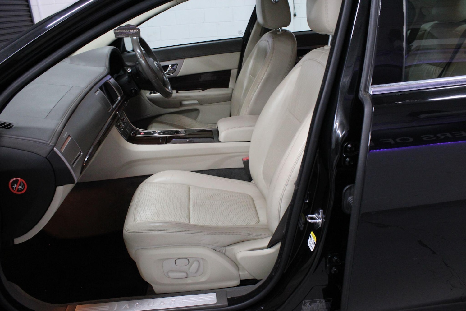 Used Jaguar XF 2009 for sale - 75965416: Photo 13