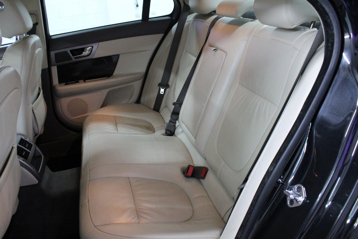 Used Jaguar XF 2009 for sale - 75965416: Photo 18