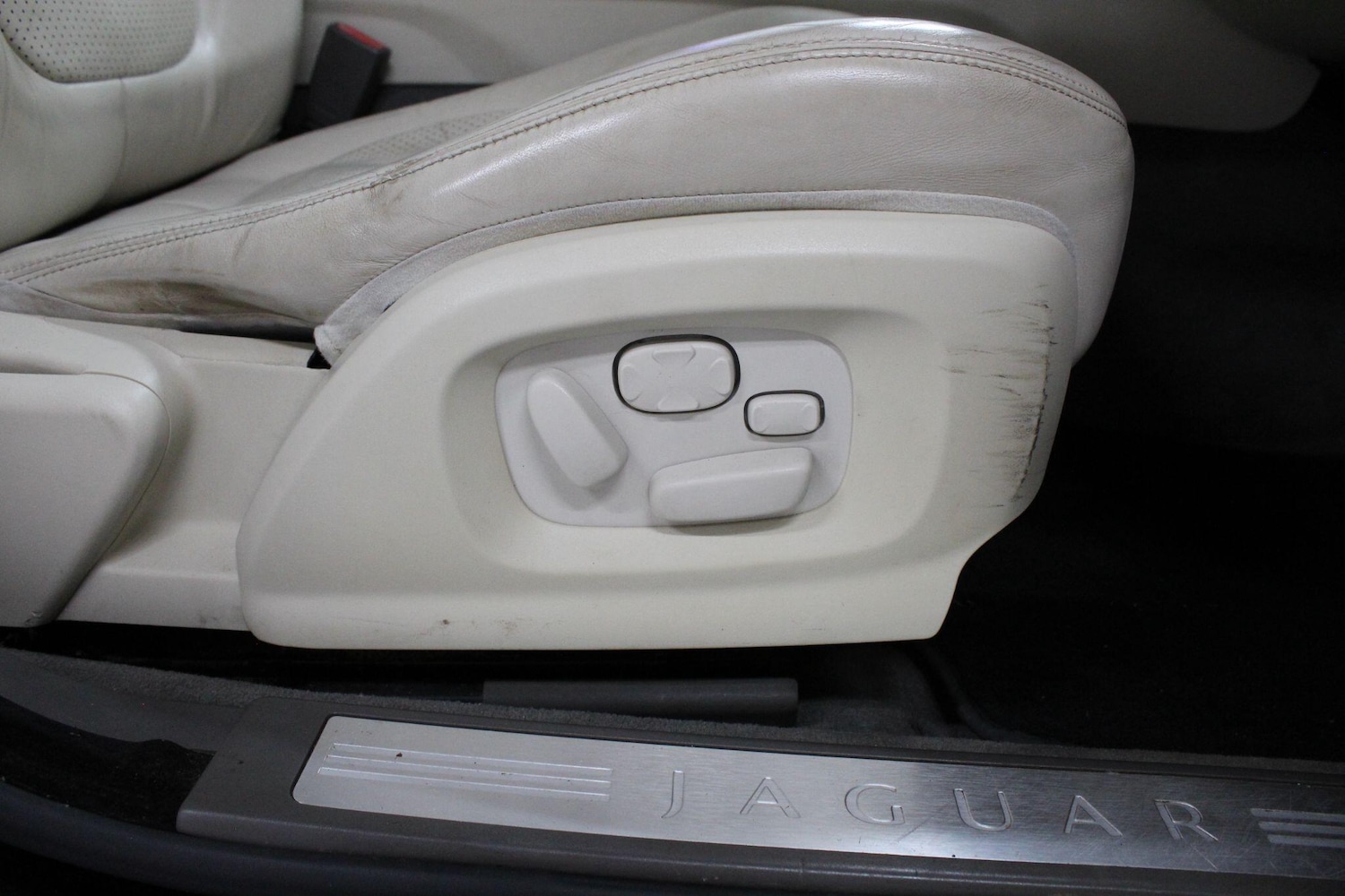 Used Jaguar XF 2009 for sale - 75965416: Photo 39