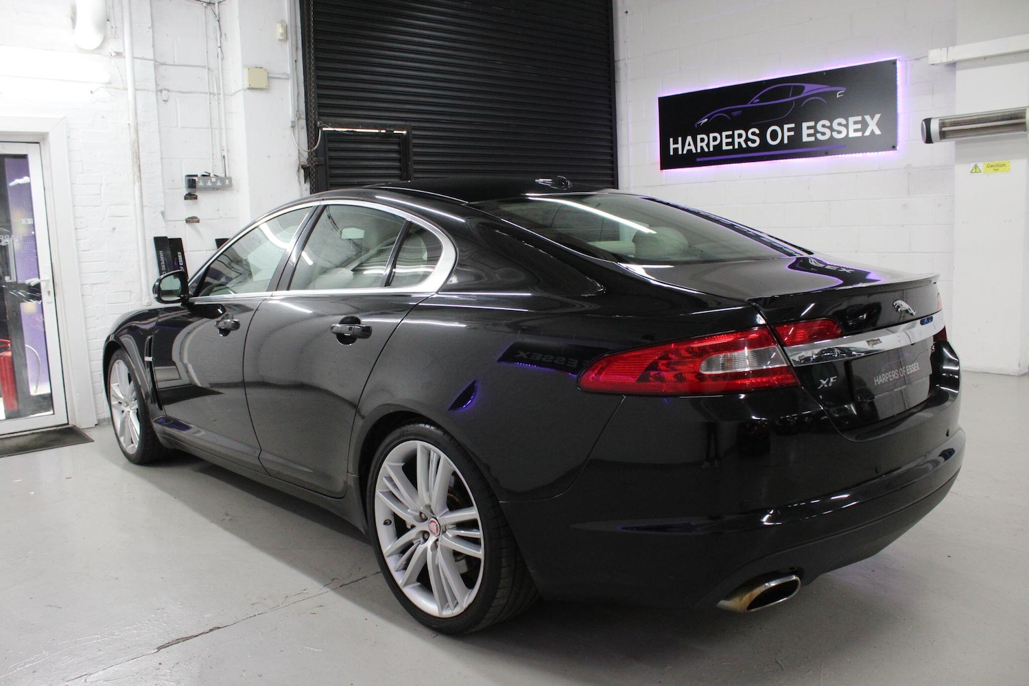 Used Jaguar XF 2009 for sale - 75965416: Photo 6