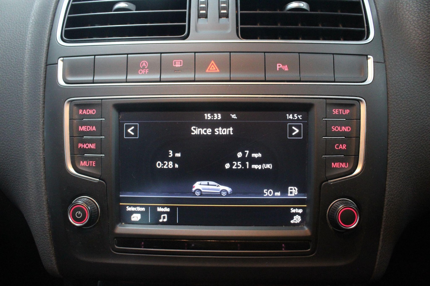 Used Volkswagen Polo 2015 for sale - 76484741: Photo 24