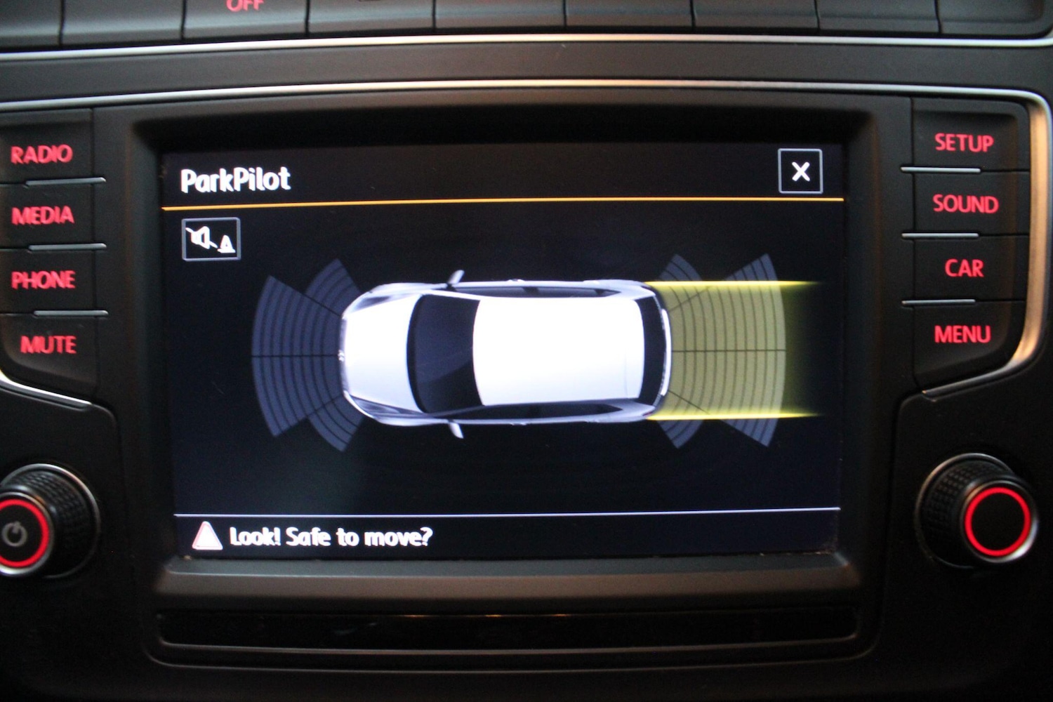 Used Volkswagen Polo 2015 for sale - 76484741: Photo 25