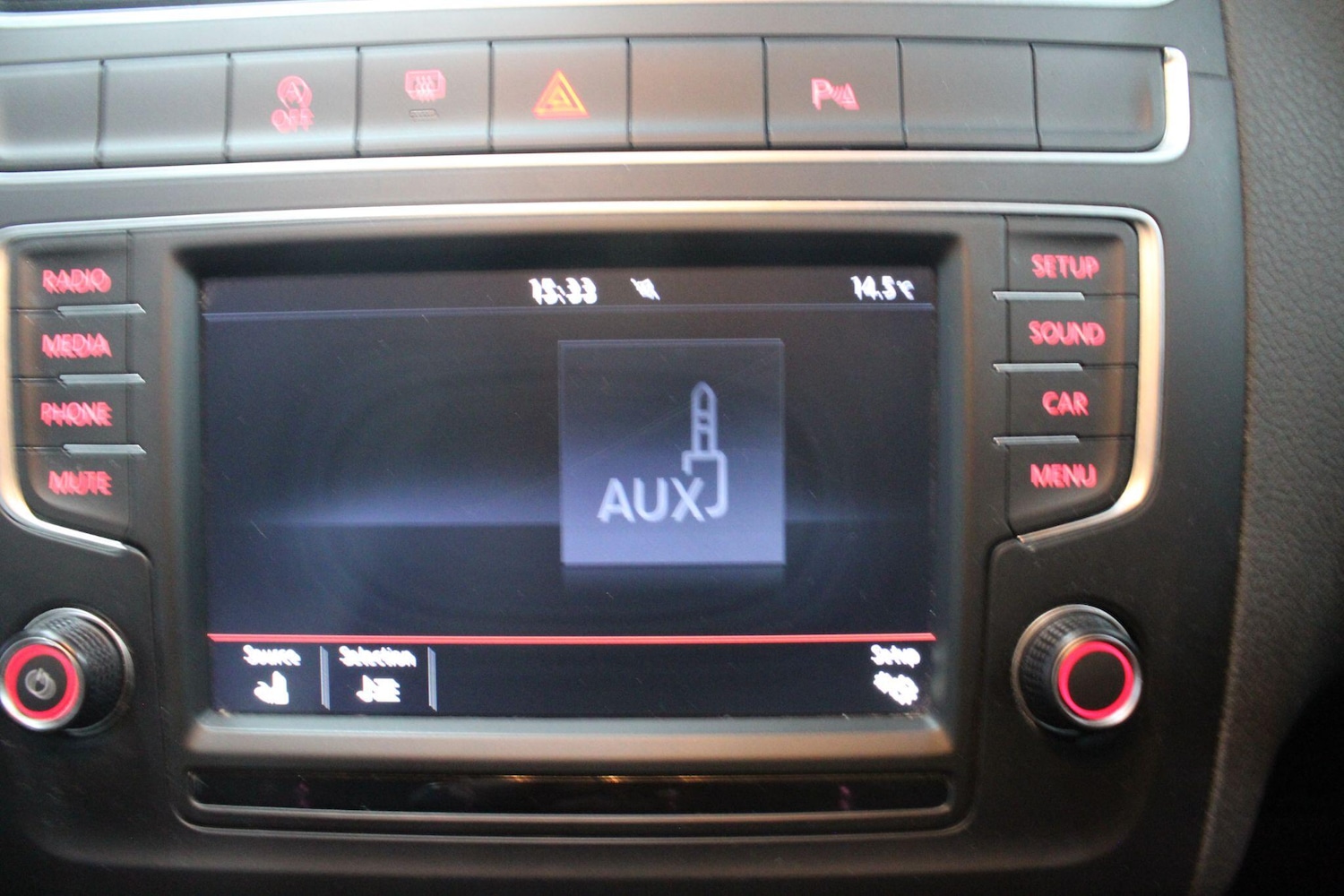 Used Volkswagen Polo 2015 for sale - 76484741: Photo 26