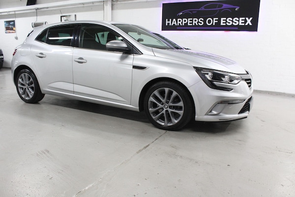 Used Renault Megane 2017 for sale - 75540364: Photo 2