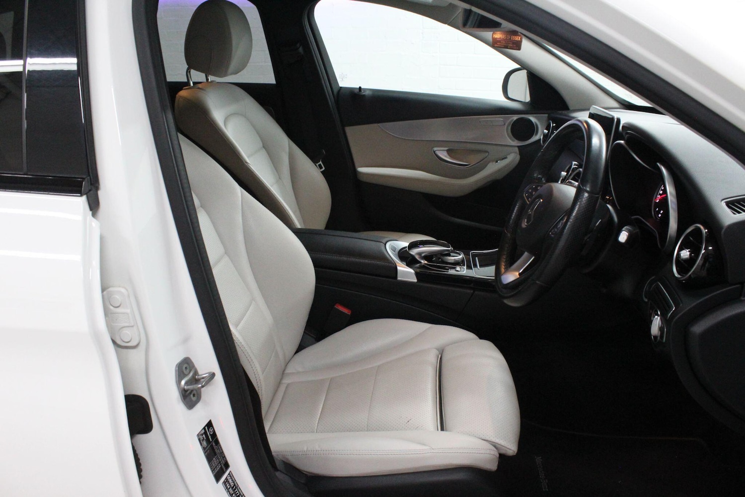 Used Mercedes-Benz C Class 2017 for sale - 76377260: Photo 11