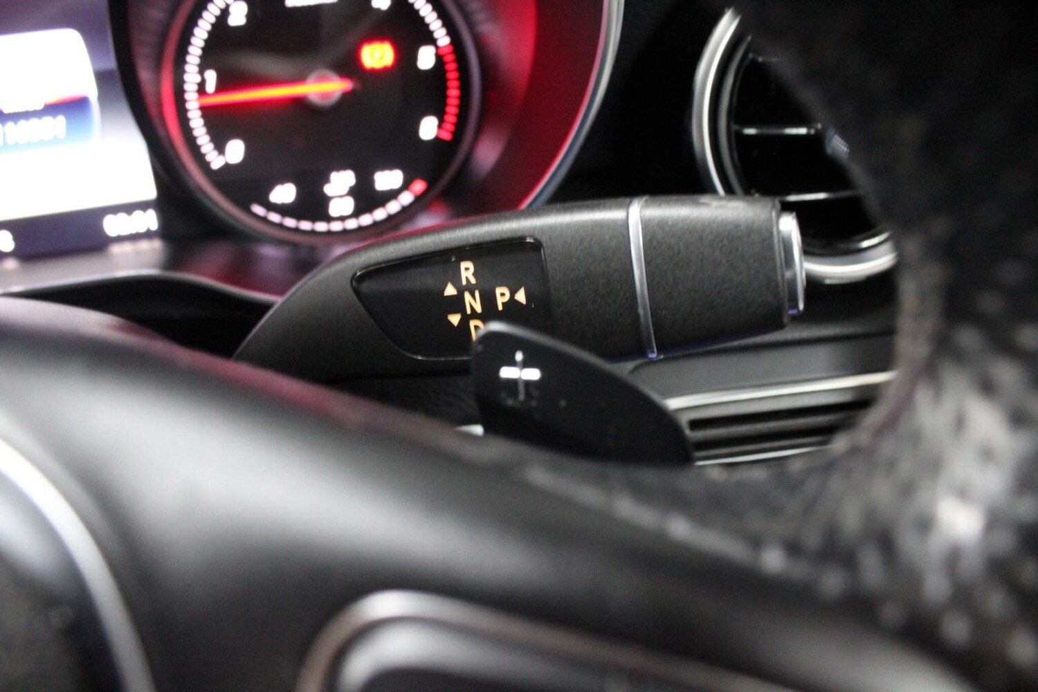 Used Mercedes-Benz C Class 2017 for sale - 76377260: Photo 38