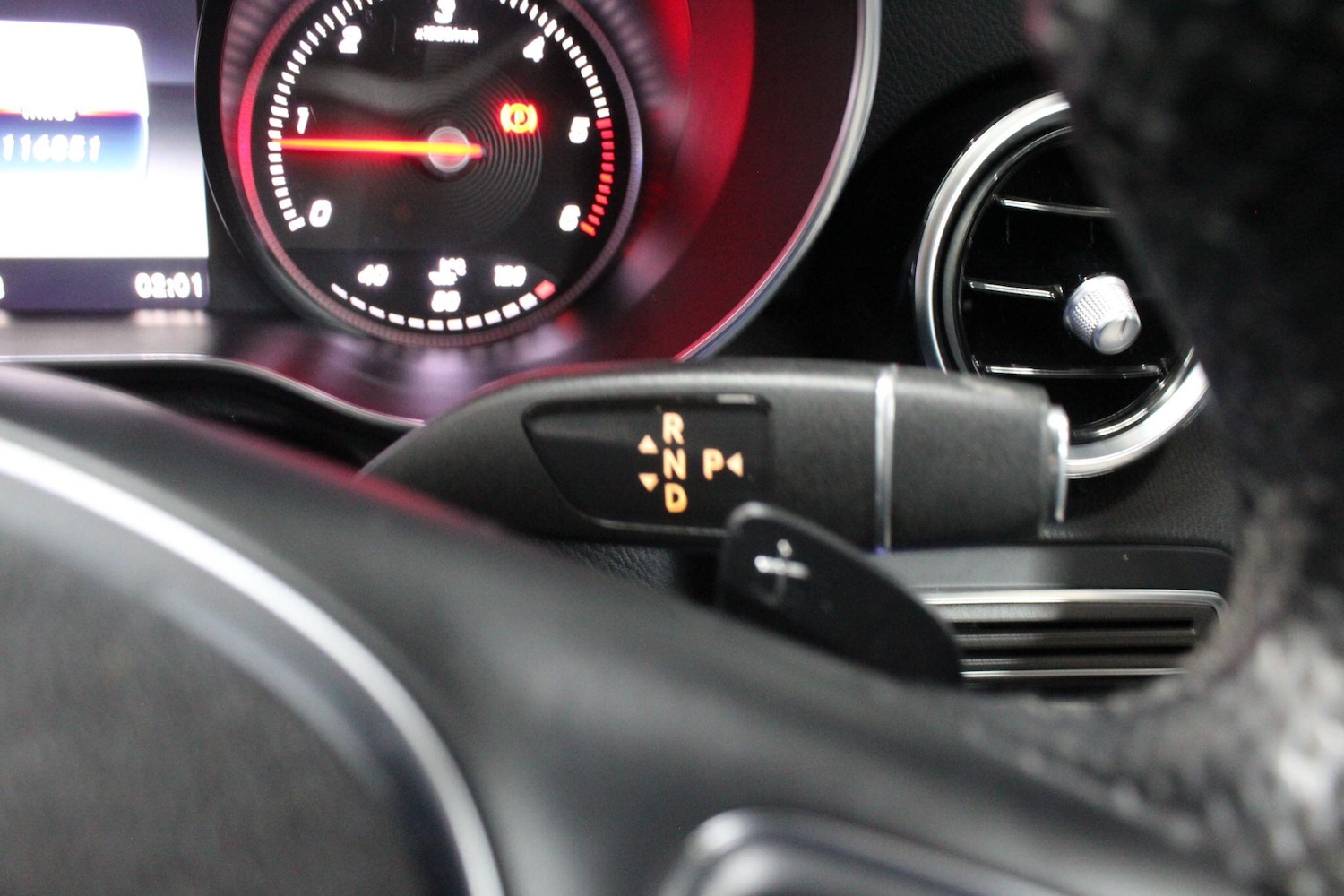 Used Mercedes-Benz C Class 2017 for sale - 76377260: Photo 41