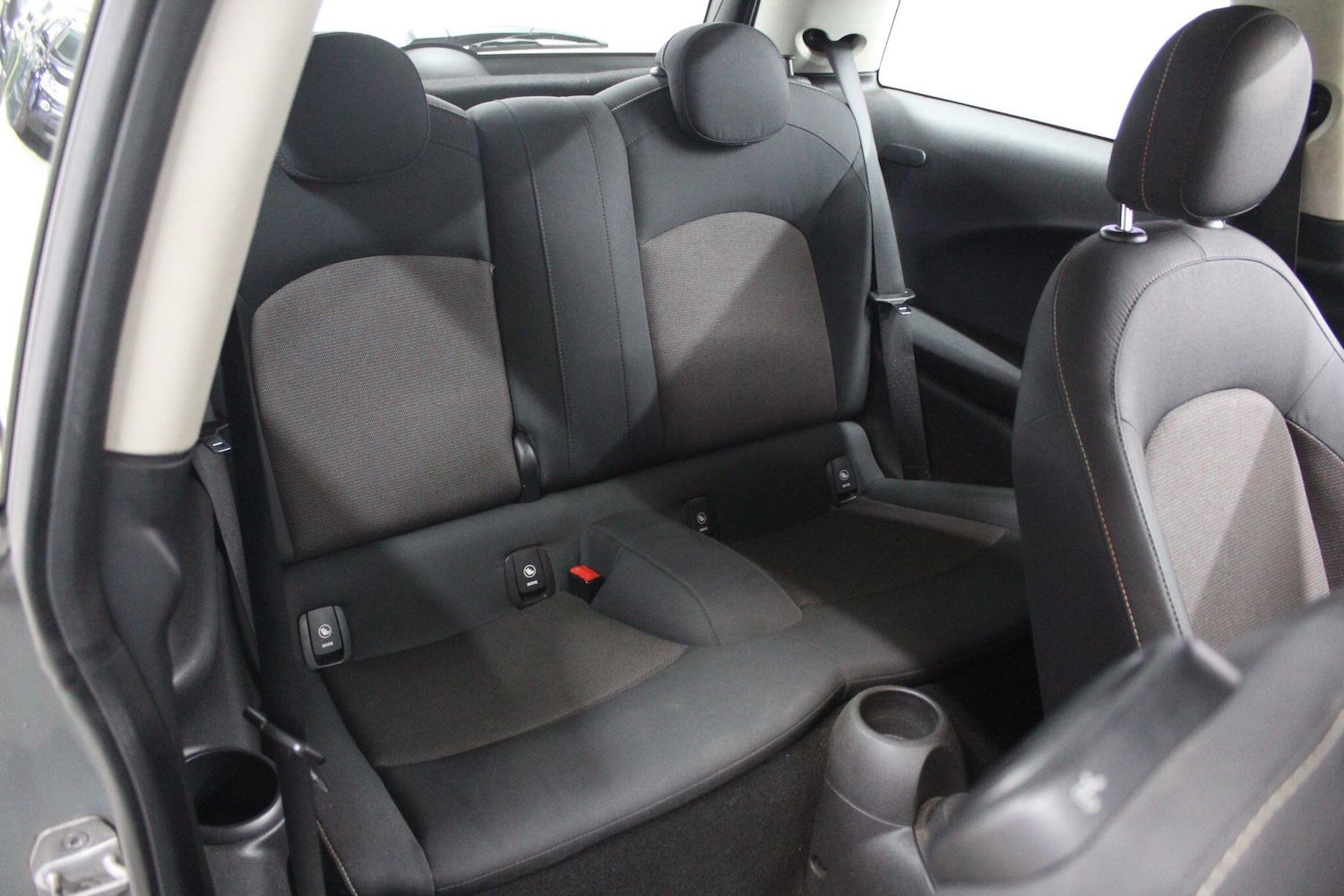 Used MINI Hatch 2018 for sale - 76865849: Photo 24