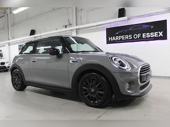 Used MINI Hatch 2018 for sale - 76865849: Photo