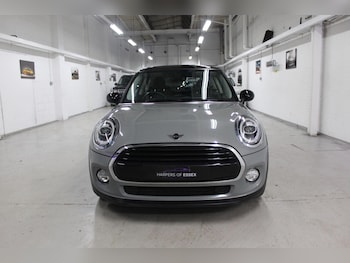 Used MINI Hatch 2018 for sale - 76865849: Photo