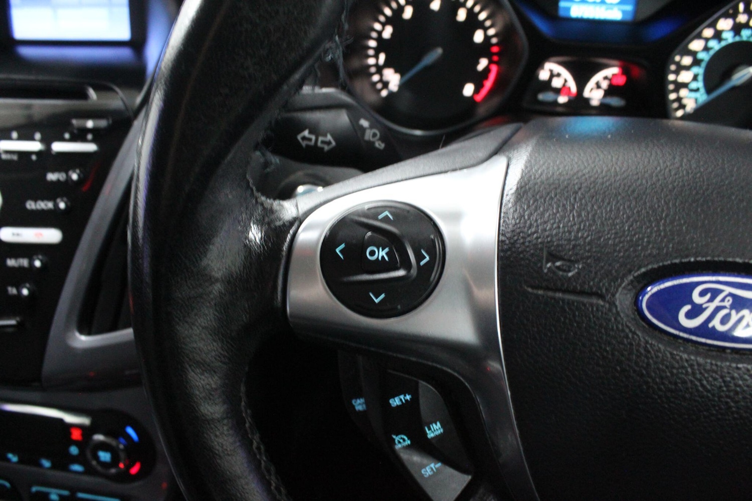 Used Ford Focus 2012 for sale - 76226270: Photo 29