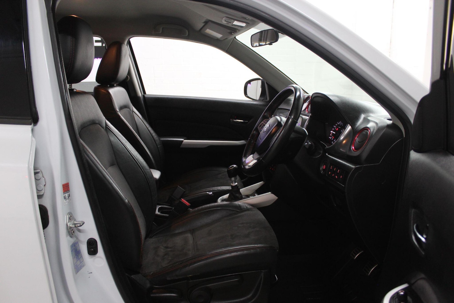 Used Suzuki Vitara 2017 for sale - 77191440: Photo 11