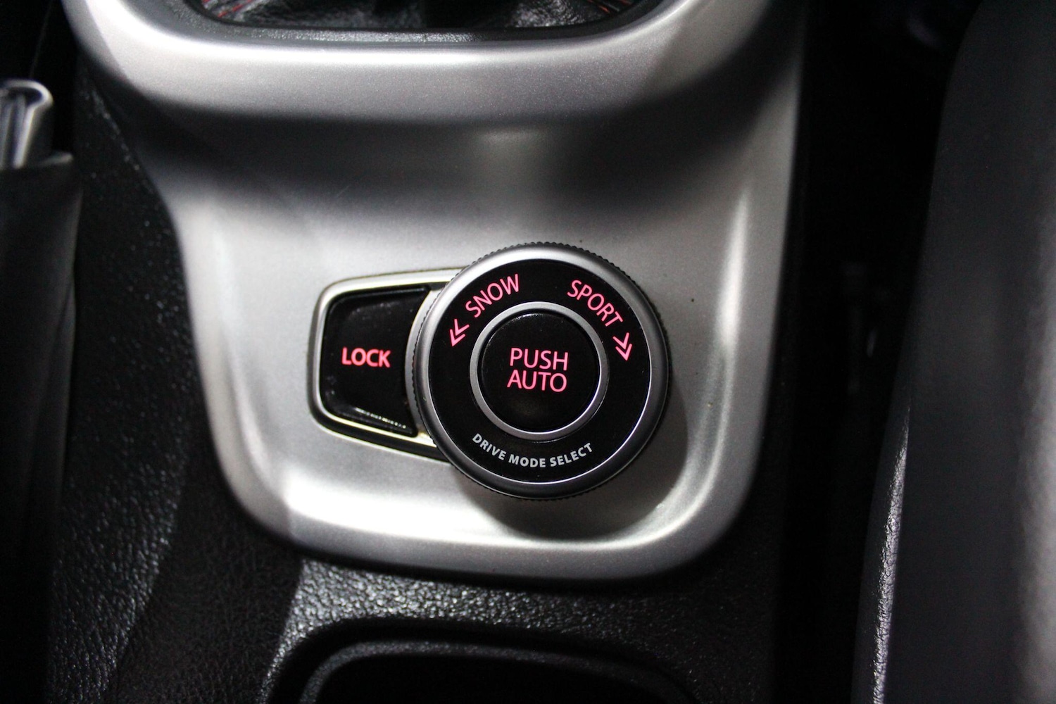 Used Suzuki Vitara 2017 for sale - 77191440: Photo 35