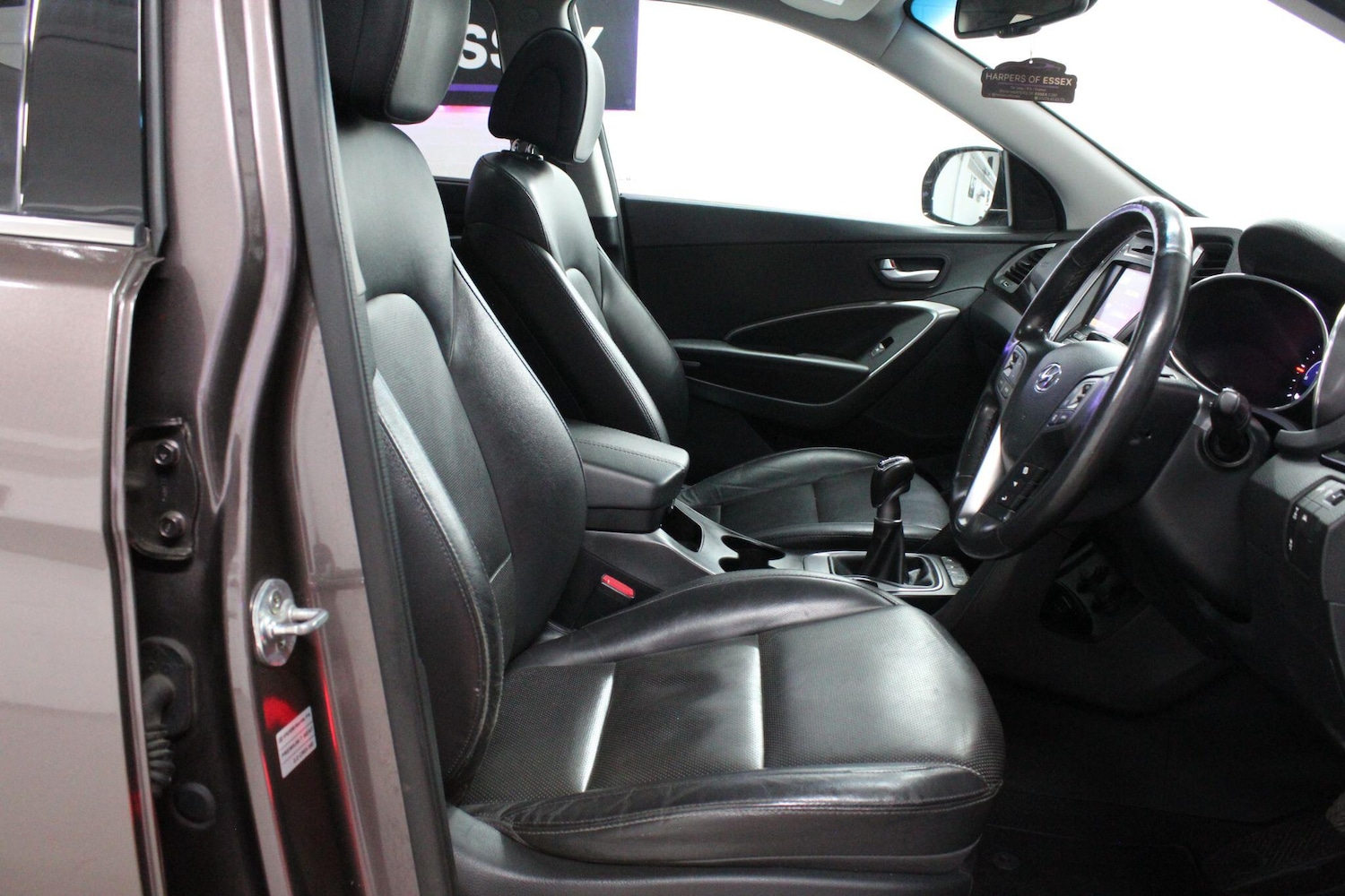 Used Hyundai Santa Fe 2015 for sale - 75965195: Photo 11