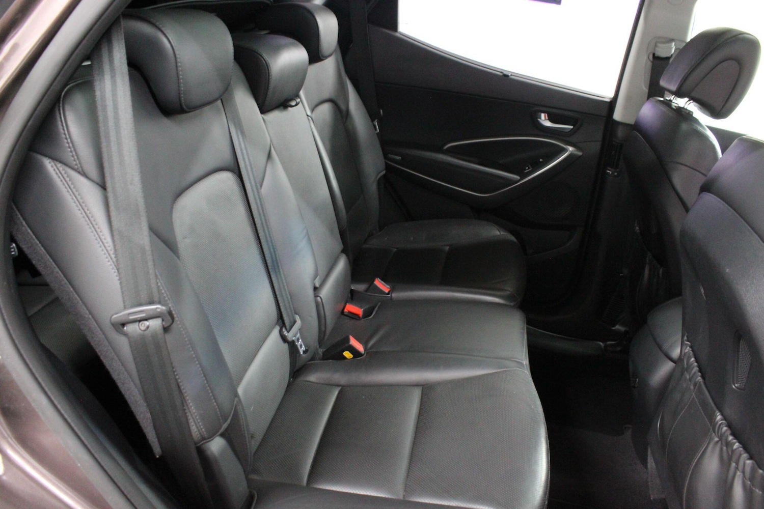 Used Hyundai Santa Fe 2015 for sale - 75965195: Photo 16