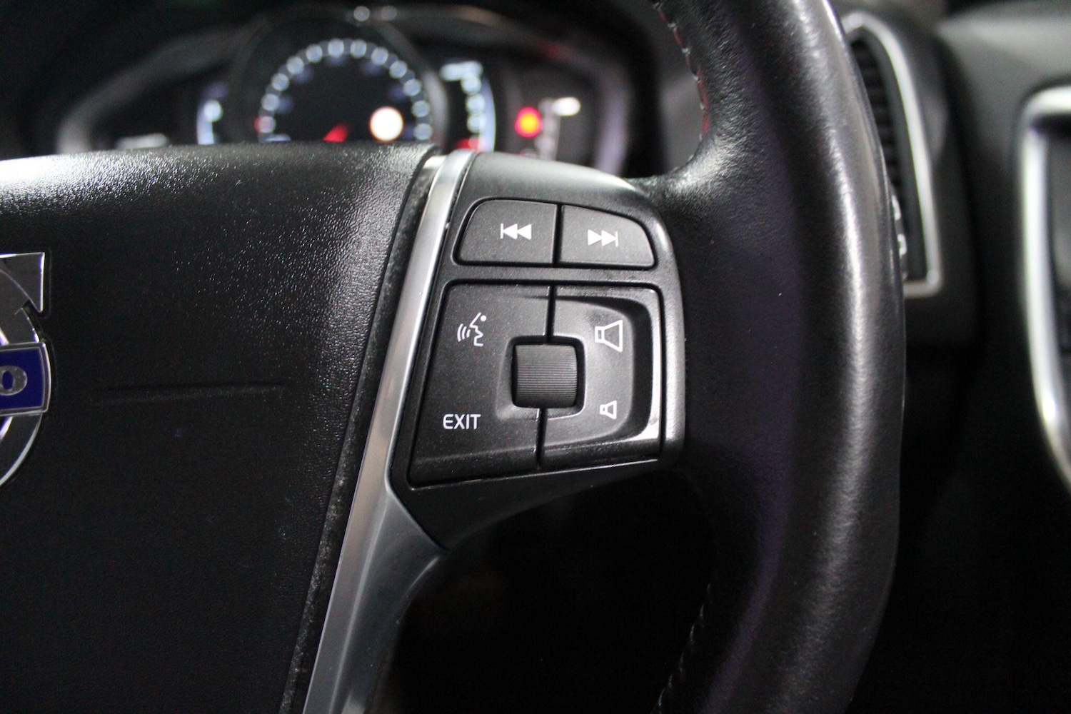 Used Volvo XC60 2015 for sale - 76899698: Photo 34