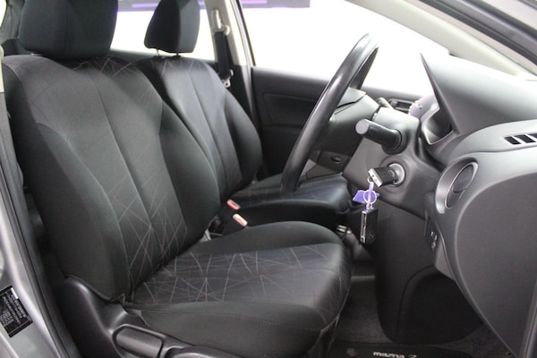 Used Mazda Mazda2 2015 for sale - 74498360: Photo 12