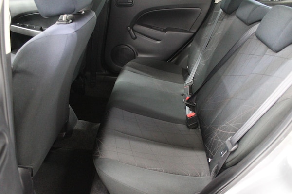 Used Mazda Mazda2 2015 for sale - 74498360: Photo 17