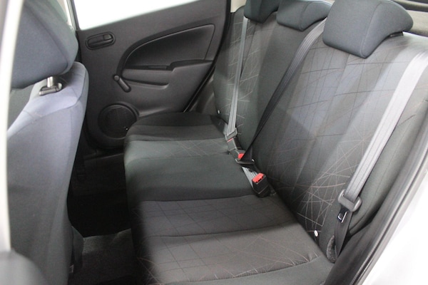 Used Mazda Mazda2 2015 for sale - 74498360: Photo 18