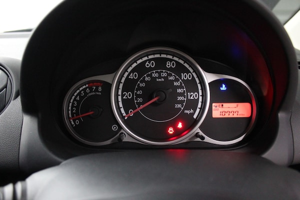 Used Mazda Mazda2 2015 for sale - 74498360: Photo 22