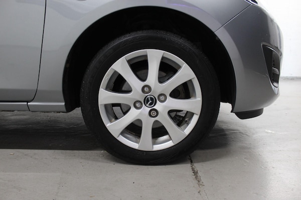 Used Mazda Mazda2 2015 for sale - 74498360: Photo 23