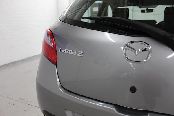 Used Mazda Mazda2 2015 for sale - 74498360: Photo 30