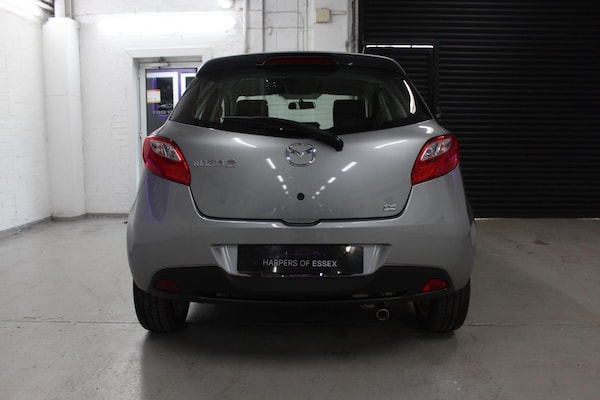 Used Mazda Mazda2 2015 for sale - 74498360: Photo 8