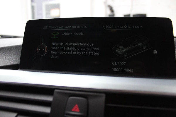 Used BMW 3 Series 2016 for sale - 74701239: Photo 28
