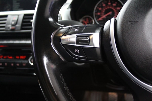 Used BMW 3 Series 2016 for sale - 74701239: Photo 40