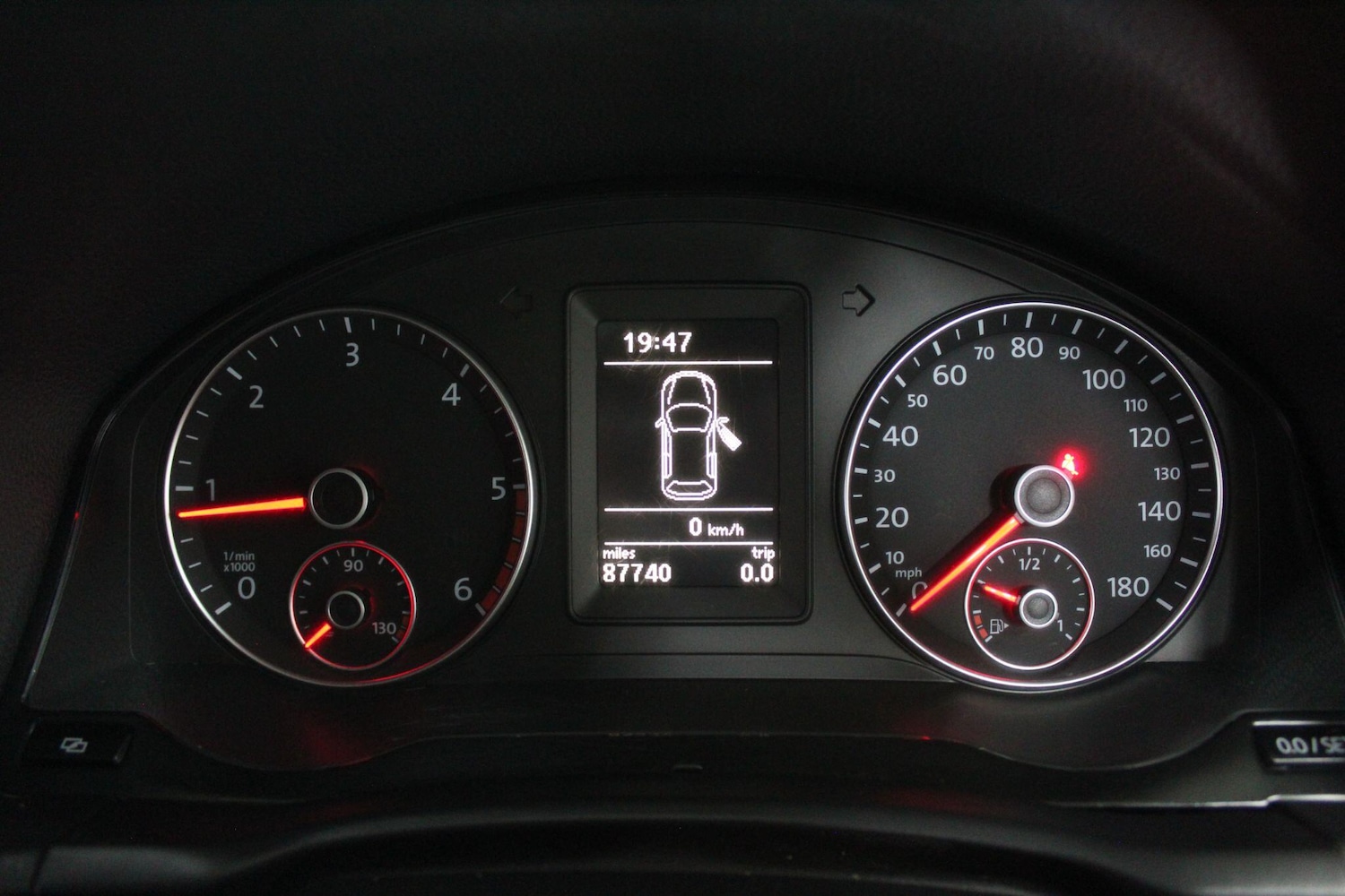 Used Volkswagen Scirocco 2010 for sale - 77625082: Photo 20