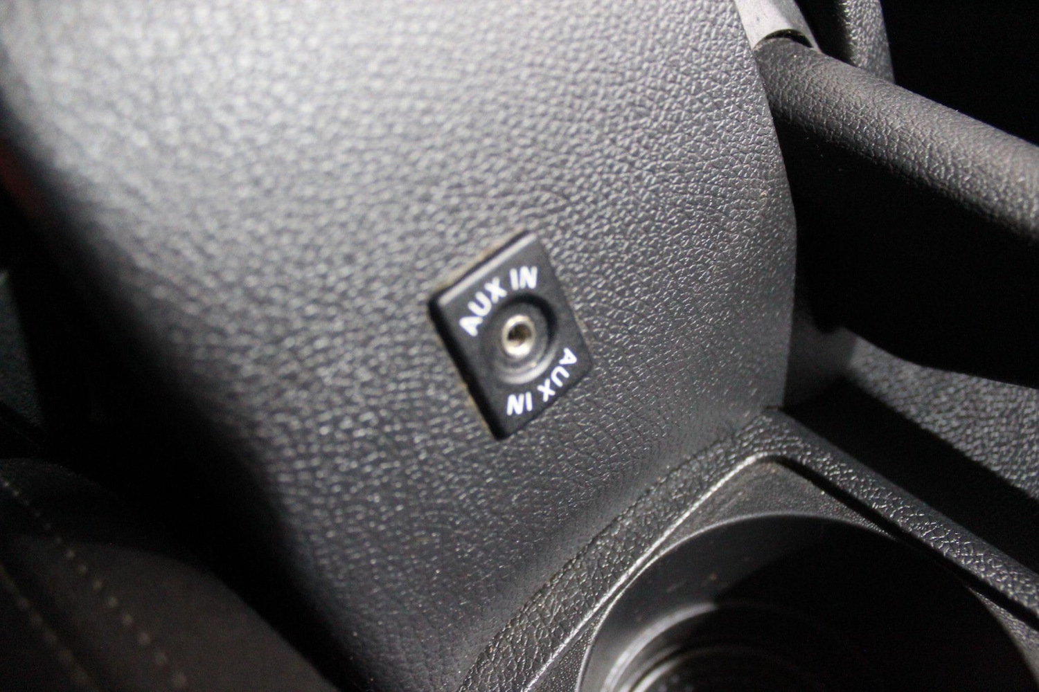 Used Volkswagen Scirocco 2010 for sale - 77625082: Photo 26