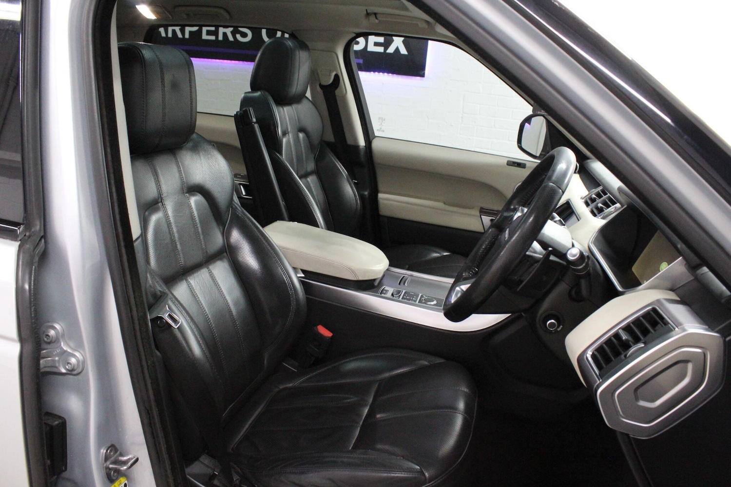 Used Land Rover Range Rover Sport 2016 for sale - 75268738: Photo 12