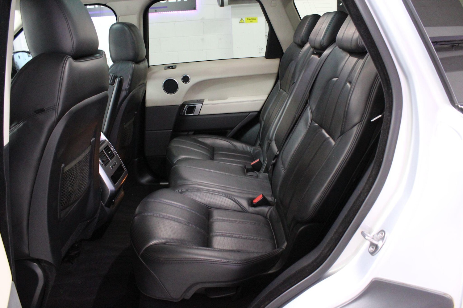 Used Land Rover Range Rover Sport 2016 for sale - 75268738: Photo 17