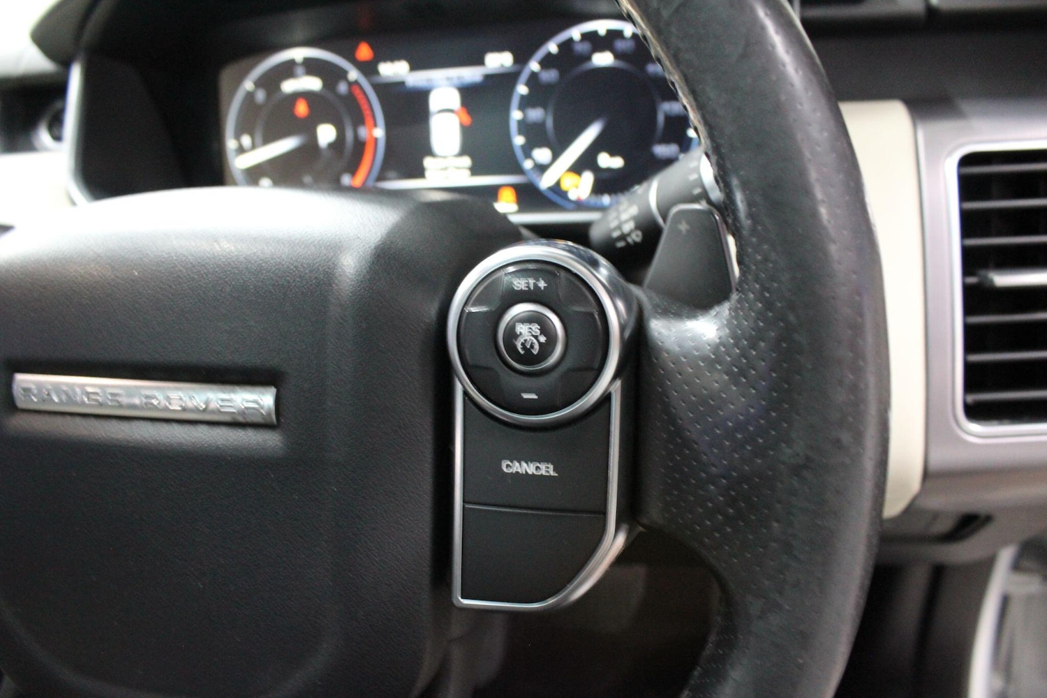 Used Land Rover Range Rover Sport 2016 for sale - 75268738: Photo 35