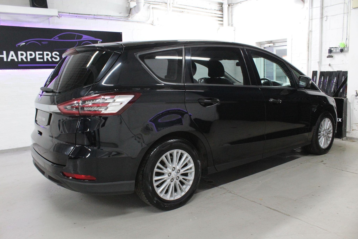 Used Ford S-Max 2015 for sale - 75539780: Photo 21