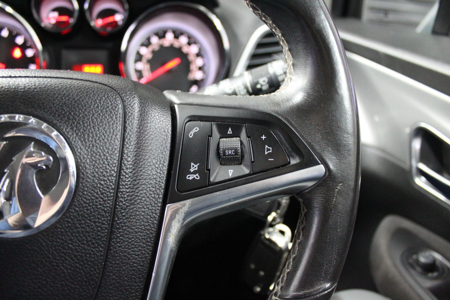 Used Vauxhall Mokka 2014 for sale - 76522189: Photo 30