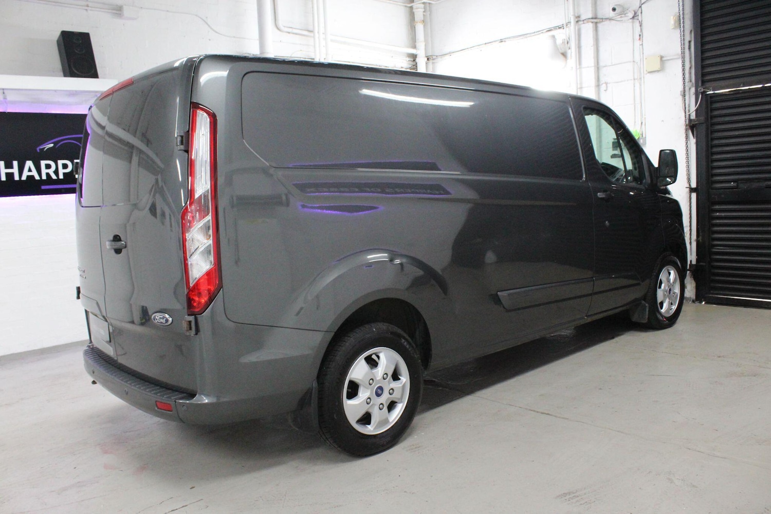 Used Ford Transit Custom 2016 for sale - 76952769: Photo 10
