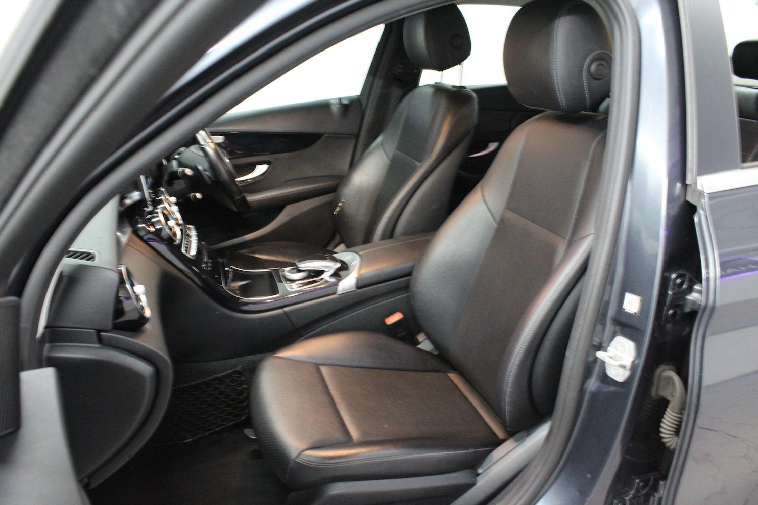 Used Mercedes-Benz C Class 2015 for sale - 77254642: Photo 14