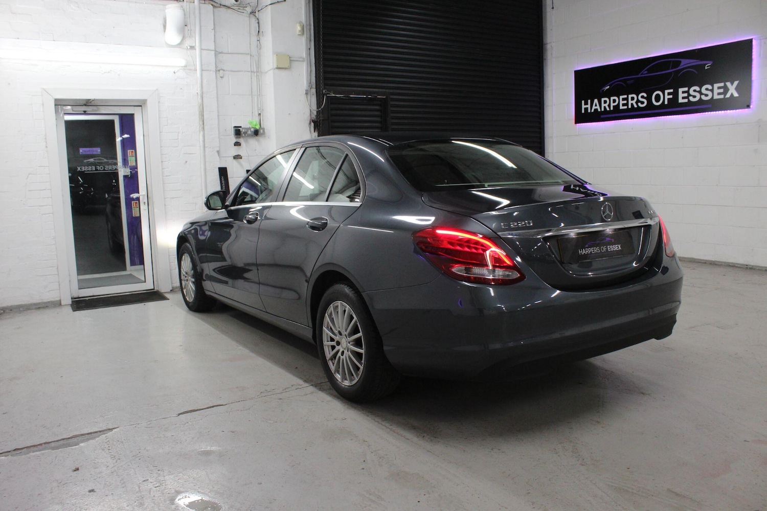 Used Mercedes-Benz C Class 2015 for sale - 77254642: Photo 6