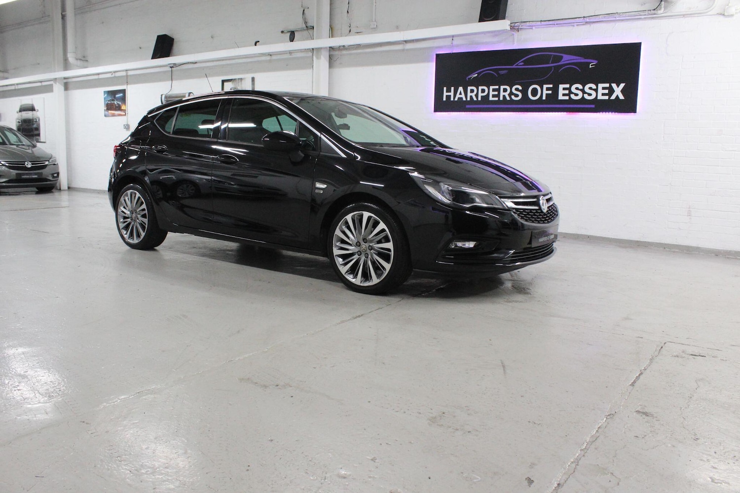 Used Vauxhall Astra 2019 for sale - 76226560: Photo 1