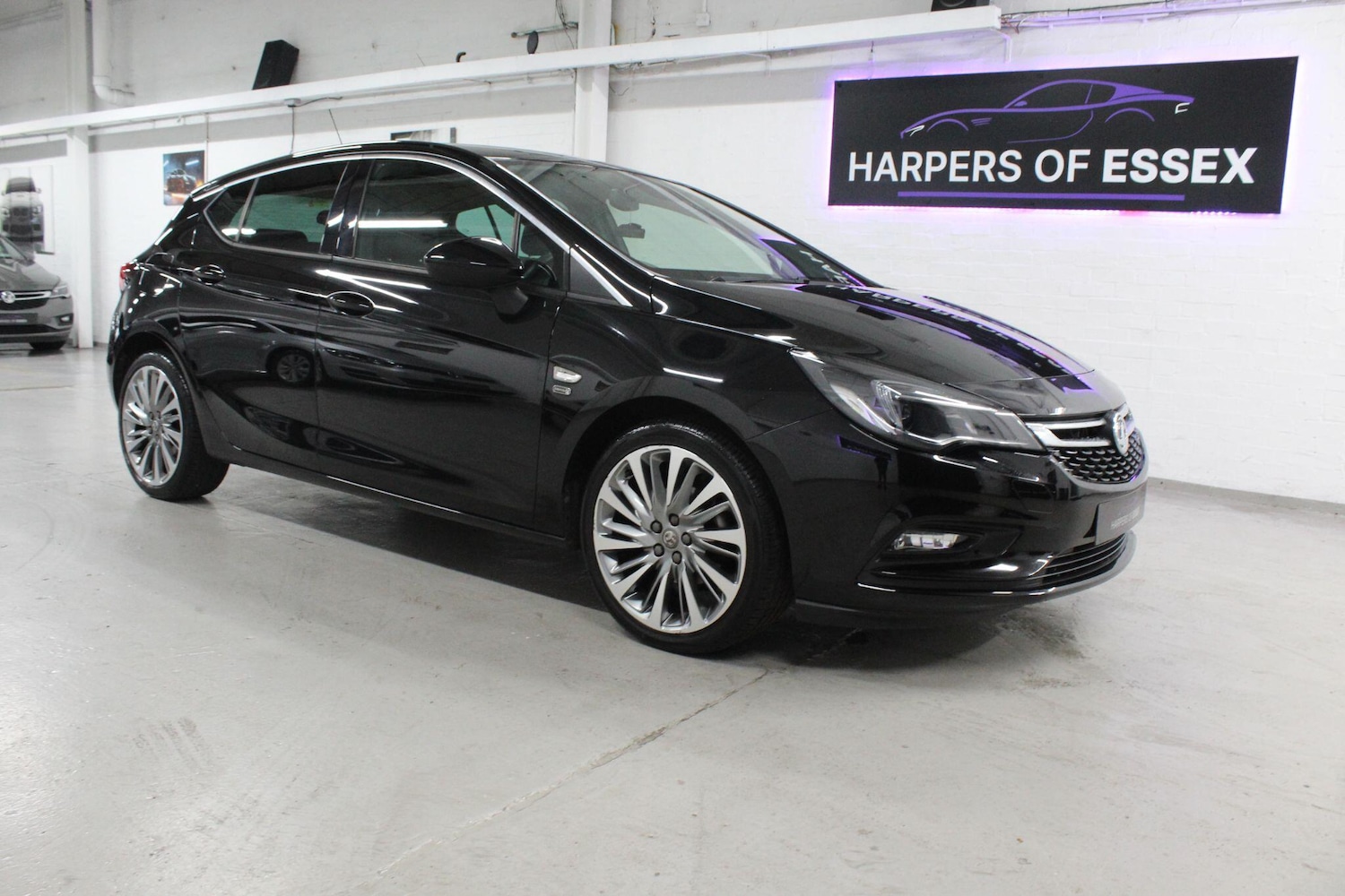 Used Vauxhall Astra 2019 for sale - 76226560: Photo 2