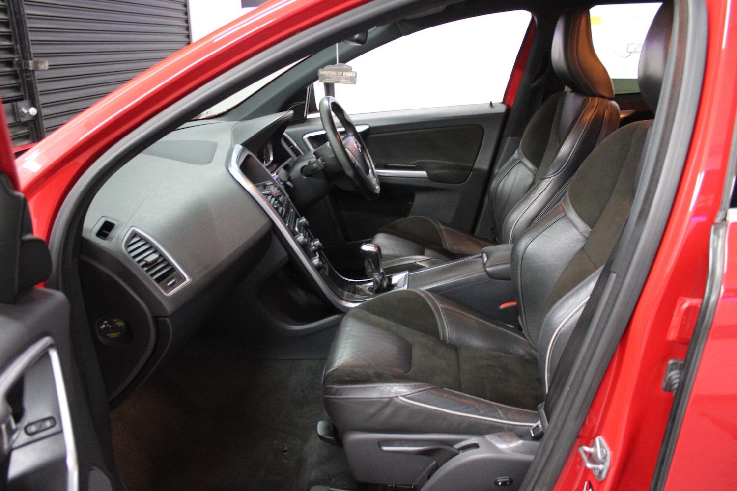 Used Volvo XC60 2016 for sale - 76887332: Photo 14