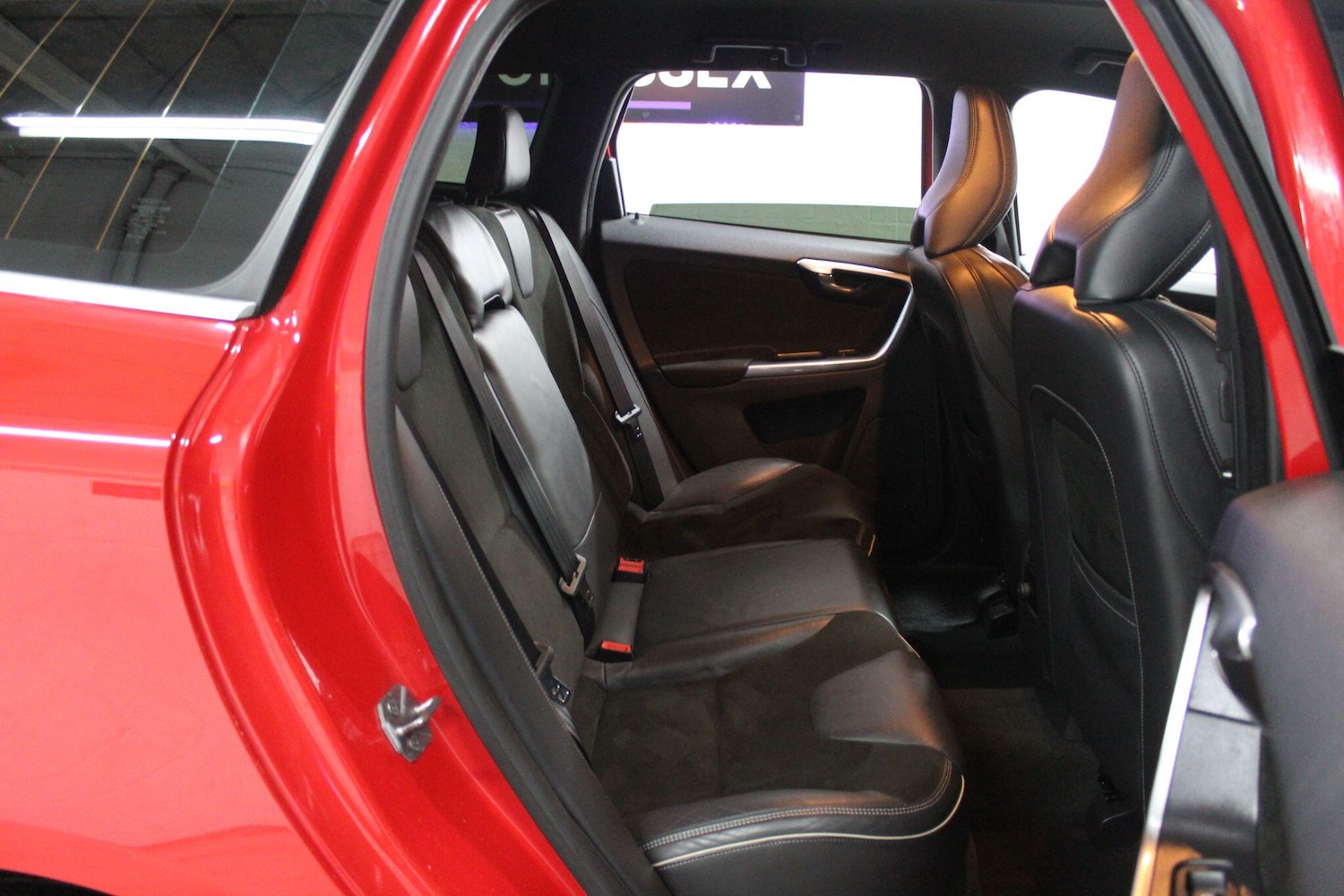 Used Volvo XC60 2016 for sale - 76887332: Photo 15