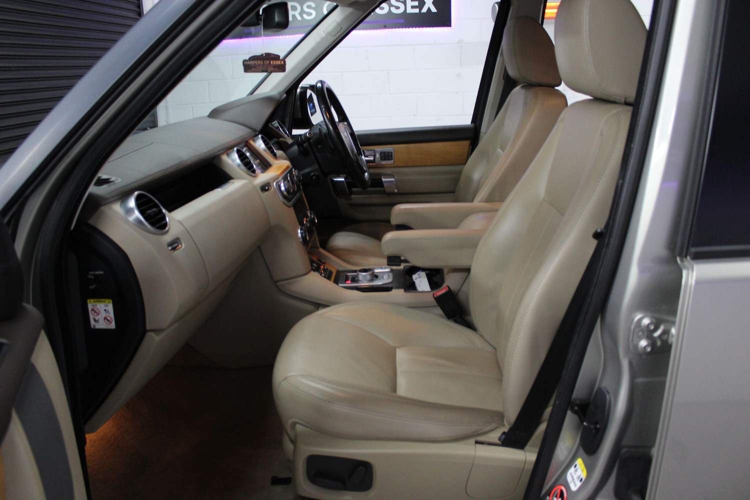 Used Land Rover Discovery 4 2014 for sale - 76976659: Photo 13