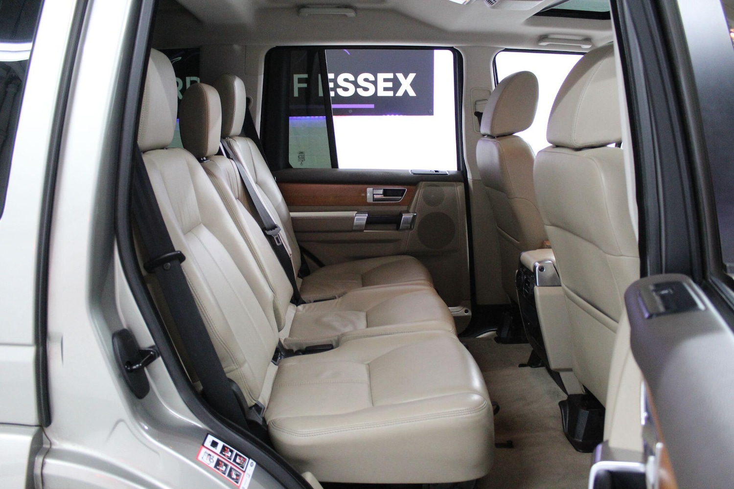 Used Land Rover Discovery 4 2014 for sale - 76976659: Photo 15