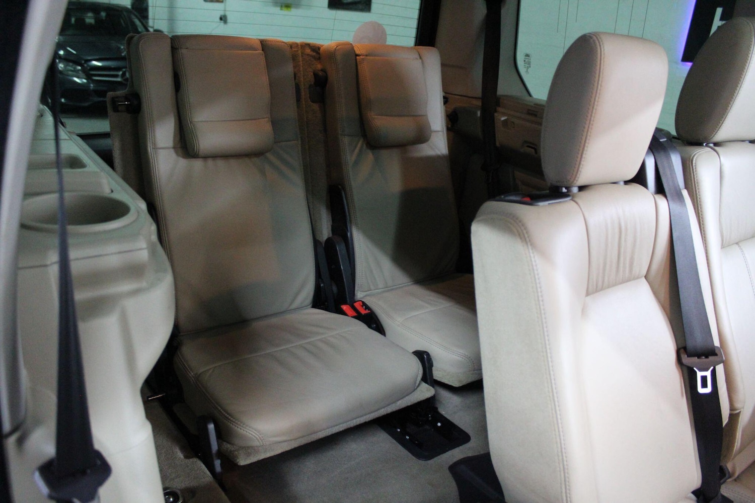 Used Land Rover Discovery 4 2014 for sale - 76976659: Photo 19