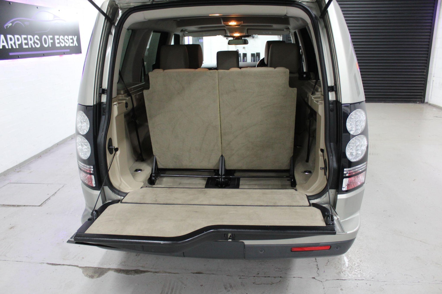 Used Land Rover Discovery 4 2014 for sale - 76976659: Photo 23