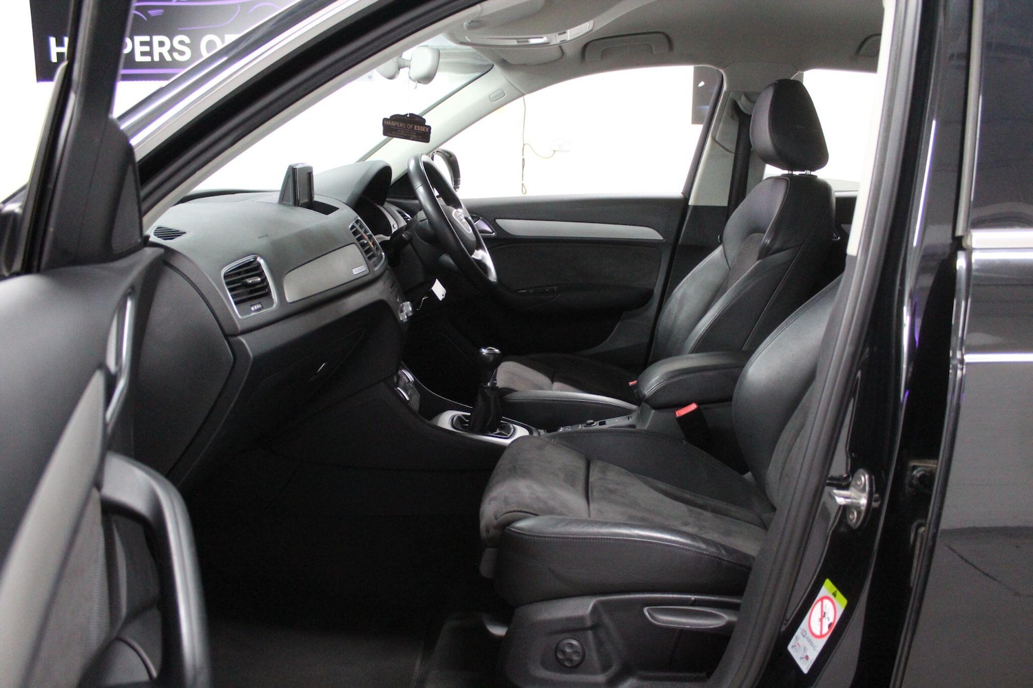 Used Audi Q3 2013 for sale - 77958264: Photo 13