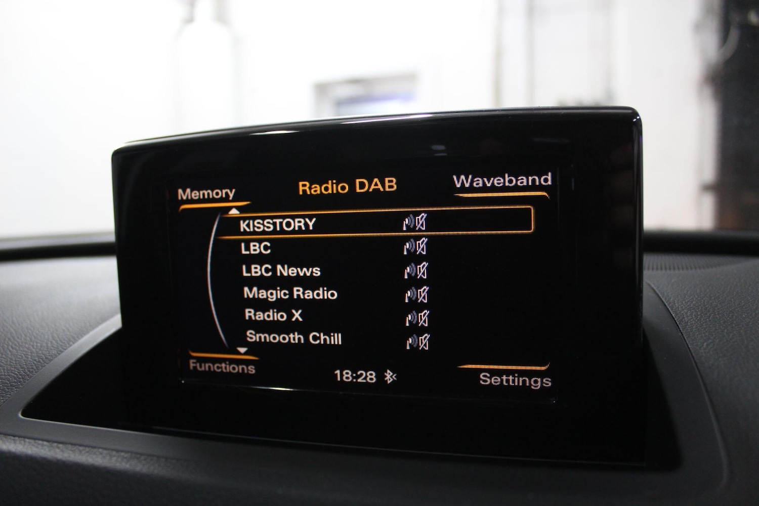 Used Audi Q3 2013 for sale - 77958264: Photo 24