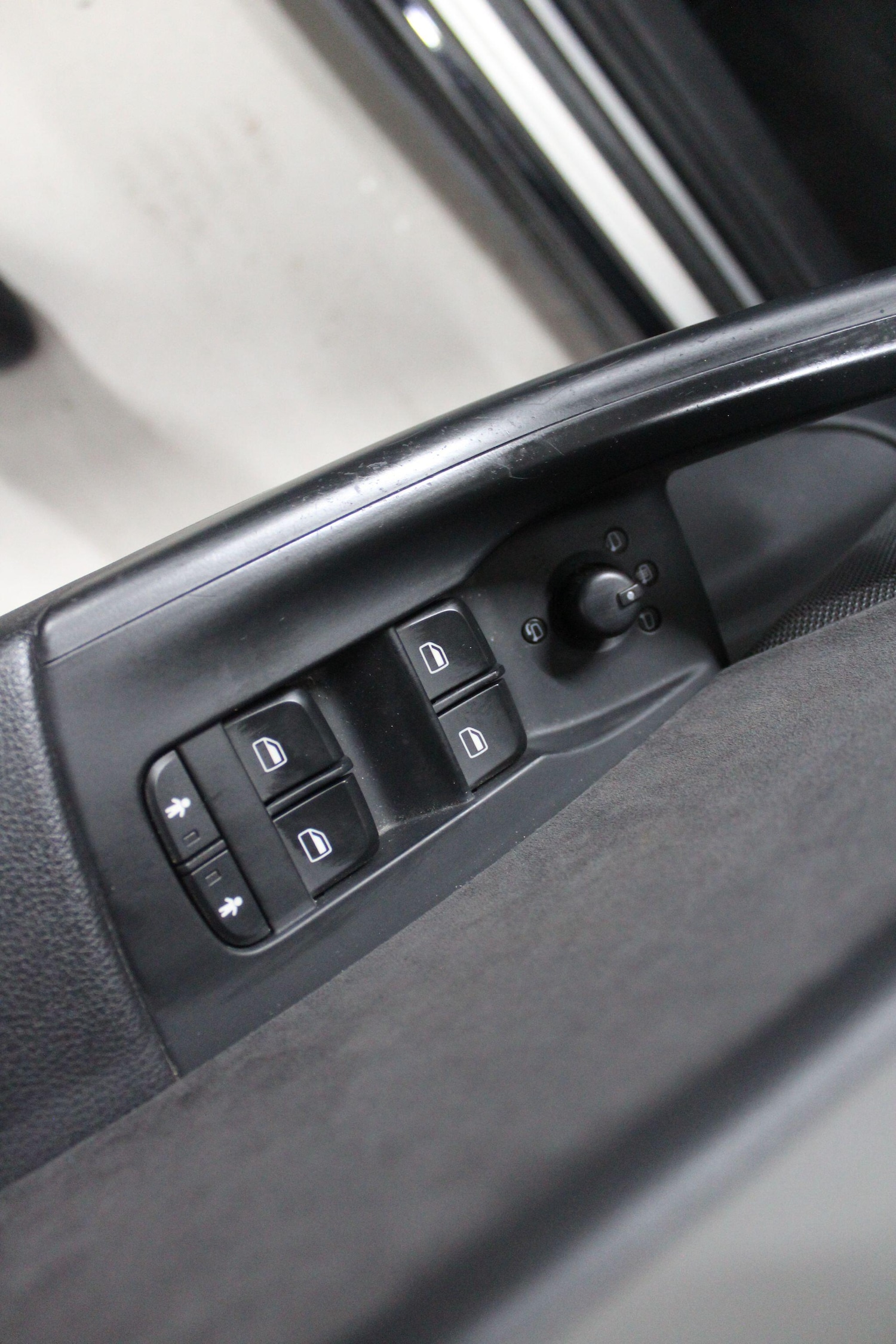 Used Audi Q3 2013 for sale - 77958264: Photo 37